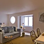 Lisbon Five Stars Apartments Combro 77