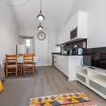 Belem Unique 1Bdr House By Lovelystay