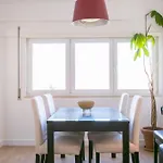 Apartamento Central E Confortavel Junto Ao Bairro Da Graca