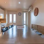 Amazing View Apartment By Lovelystay