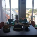Quarto No Apartamento Pombal Lisboa