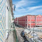 Very Sunny Apartment With Large Balcony 3Rd Floor