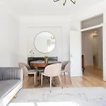 Boutique Apartment Near Ritz & Liberdade