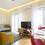 Joivy Graca Deluxe Apartments