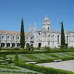 Elite House