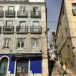 Guest Inn Bica Apartment
