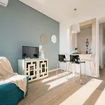 Designer Flats In Lapa