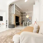Baixa Tile Blue Two-Bedroom Apartment - By Lu Holidays