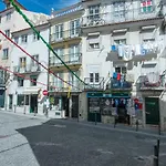 Portugal Here I Come - Alfama