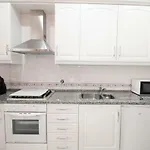 Sete Rios, Near Zoo Lisboa/ Free Wifi