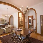 Classic Lisbon Downtown Apartment