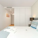 Saldanha Bright Home By The Portuguese Butler