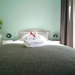 Avenidas Cozy Apartment