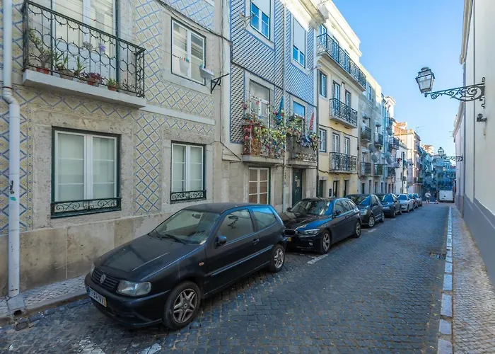 Bairro Alto Chic Oasis