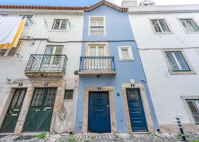 Guestready - Exquisite Portuguese Simbols