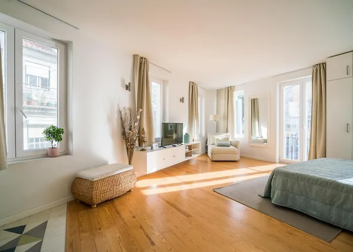 Principe Real Best Location