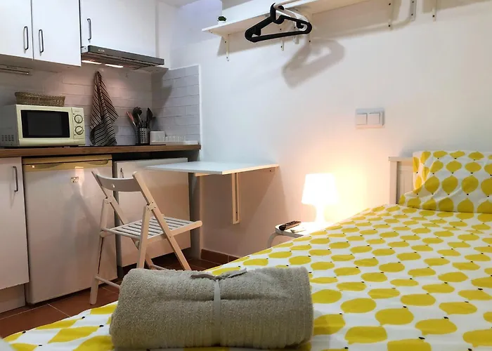 City Center Charm - Lisbon Studio