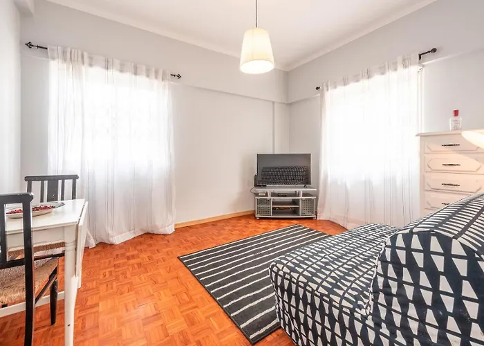 Guestready - Practical 1 Bdr Appt Near The Beach!