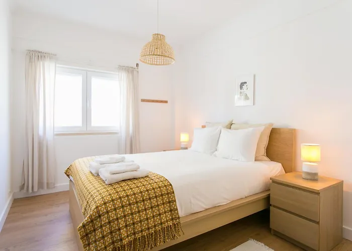 Apartamento Central E Confortavel Junto Ao Bairro Da Graca