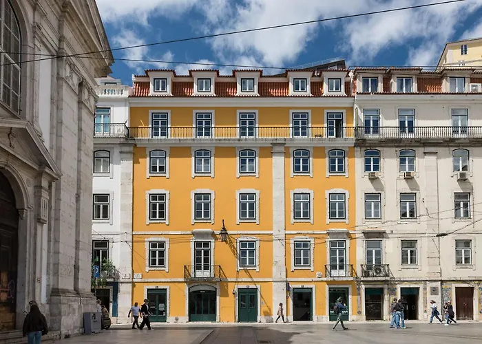 Ando Living - Corpo Santo House