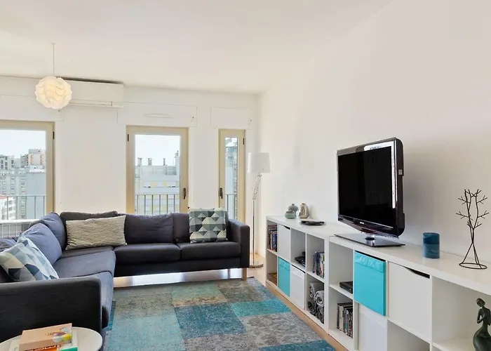 Stunning 2 Bdr Apt Sleeps 4 Nr Entrecampos