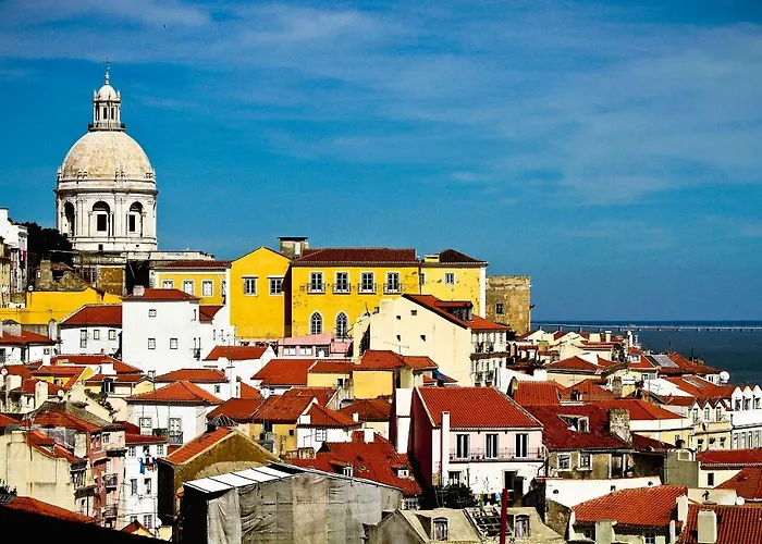 Cativos - Alfama Center District