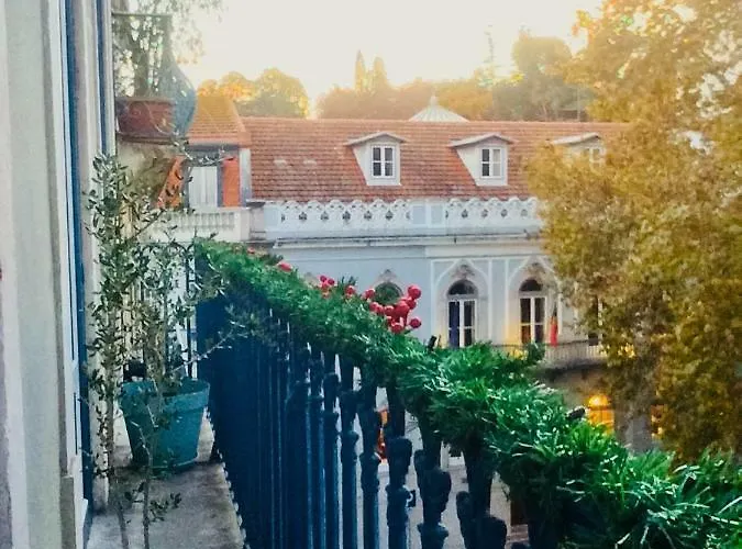 Central Lisbon Classic Apartment
