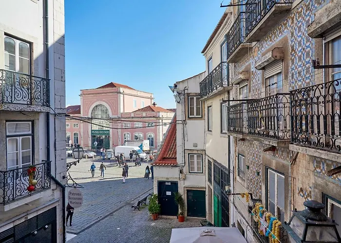 Charming Apartment In Alfama