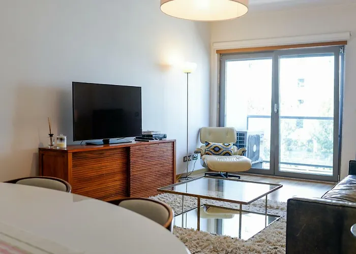 Lisbon White Cozy Apartment