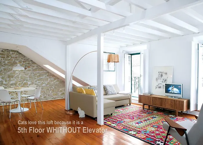 18Th Century Loft