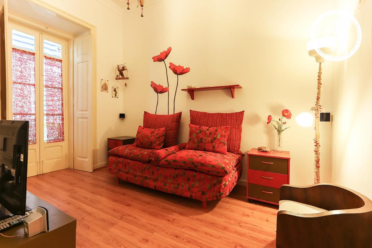Red Almirante By Homing Lisboa