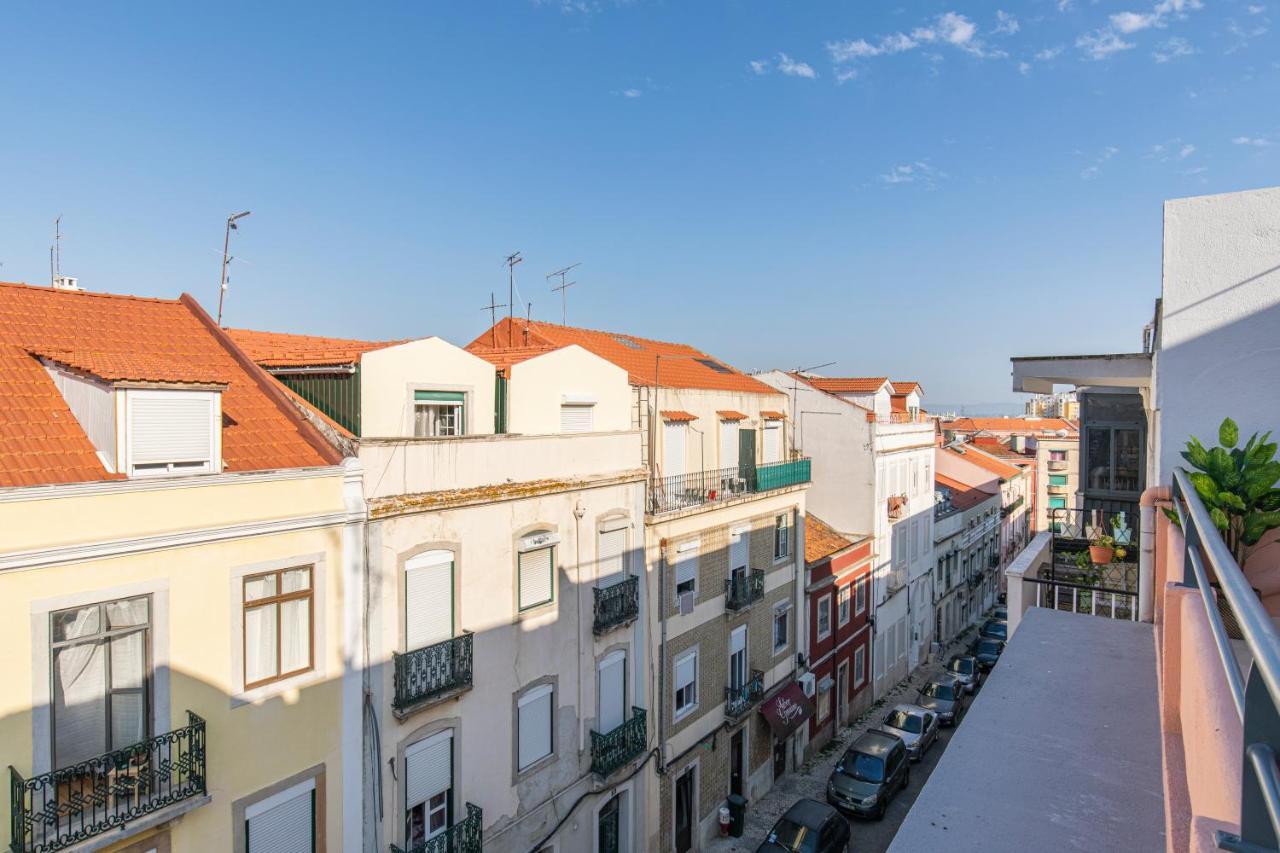 Appartement Lovelystay - Sunny 1bdr W/terrace Lissabon
