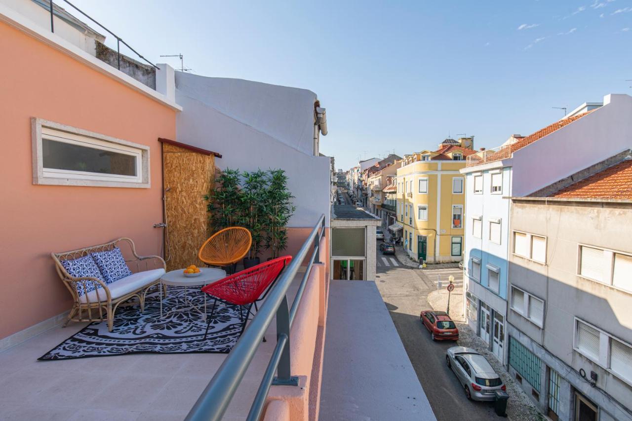Lovelystay - Sunny 1bdr W/terrace Appartement Lissabon