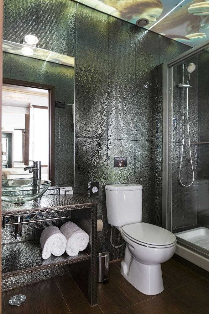 Art Appart hôtel 4*