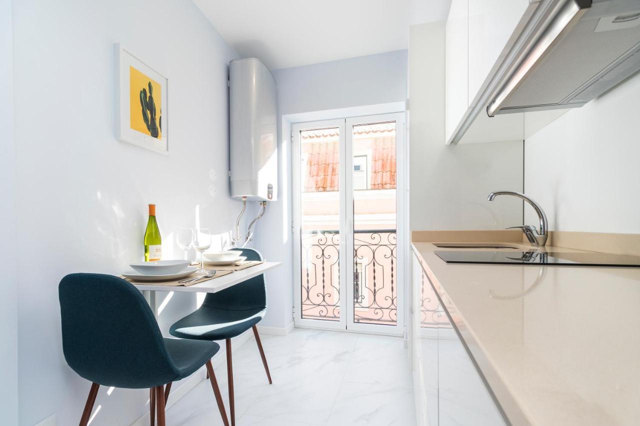 Apartment Perfect 1 Bed In Chiado With Aircon Lisbon