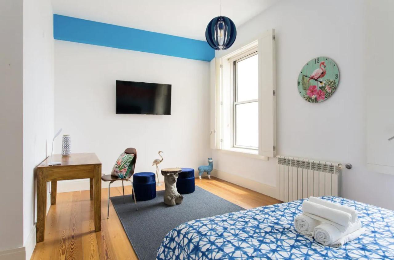 Beautiful 3-story House In Chiado With A 40m² Private Terrace Apartment Lissabon
