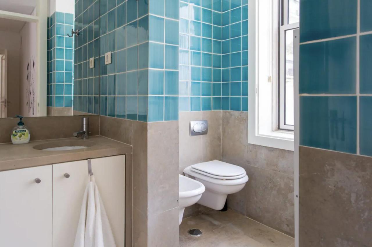 Apartment Beautiful 3-story House In Chiado With A 40m² Private Terrace Lissabon