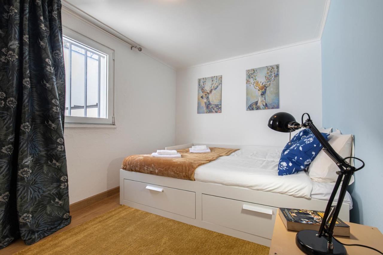 3 Bedroom Near Av. Liberdade Apartment