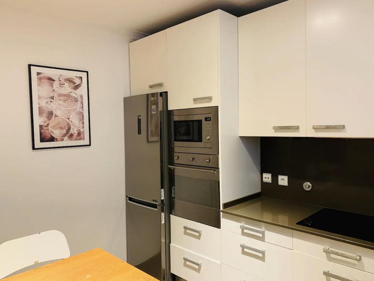 Charming 4 Bedroom In Chiado Appartement