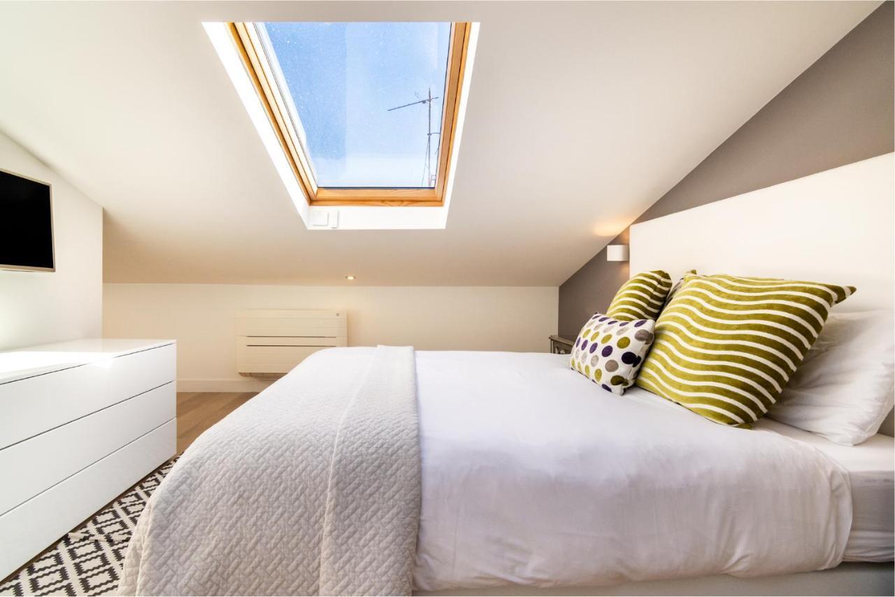 Whome | Madalena Downtown Luxury Duplex * Lissabon
