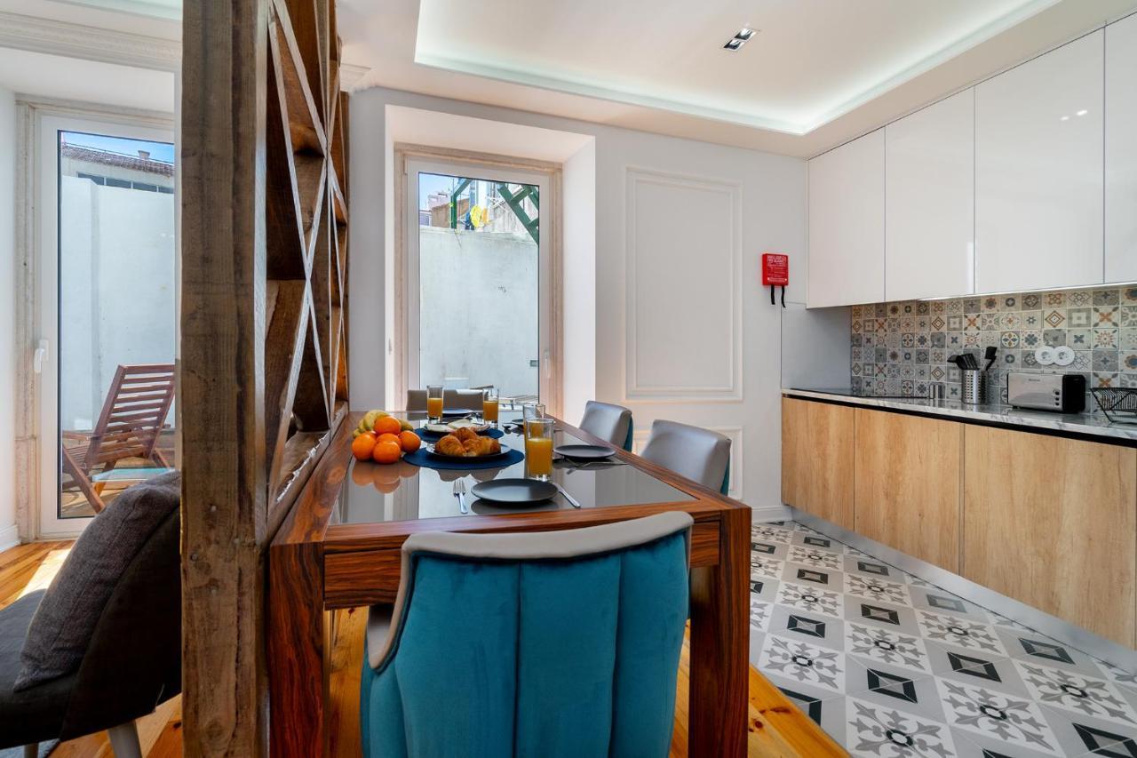 Appartement Whome | Great Location & Large Family W/patio Lisboa