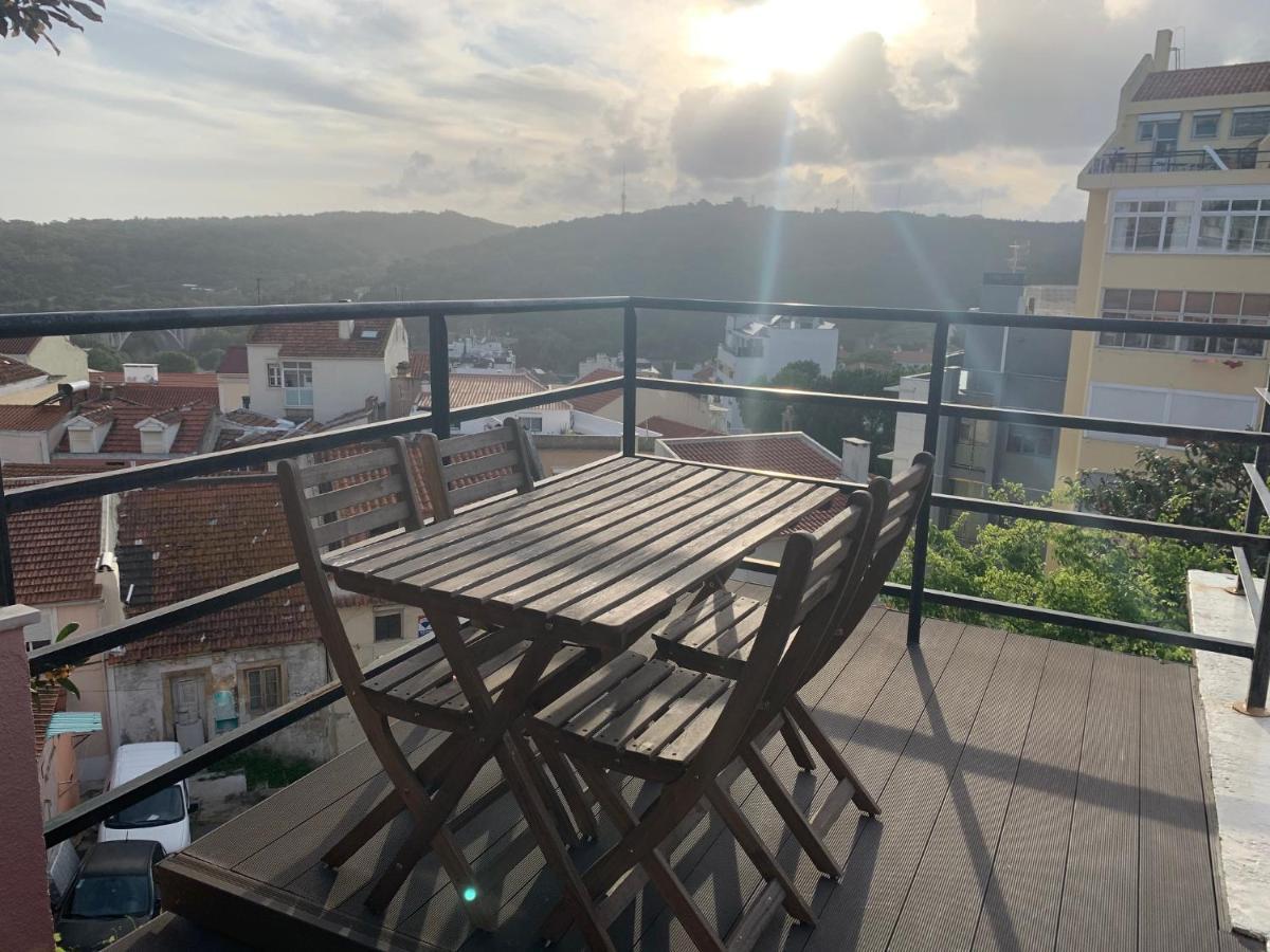Apartment Ensoleille Avec Terrasse Proche D'amoreiras