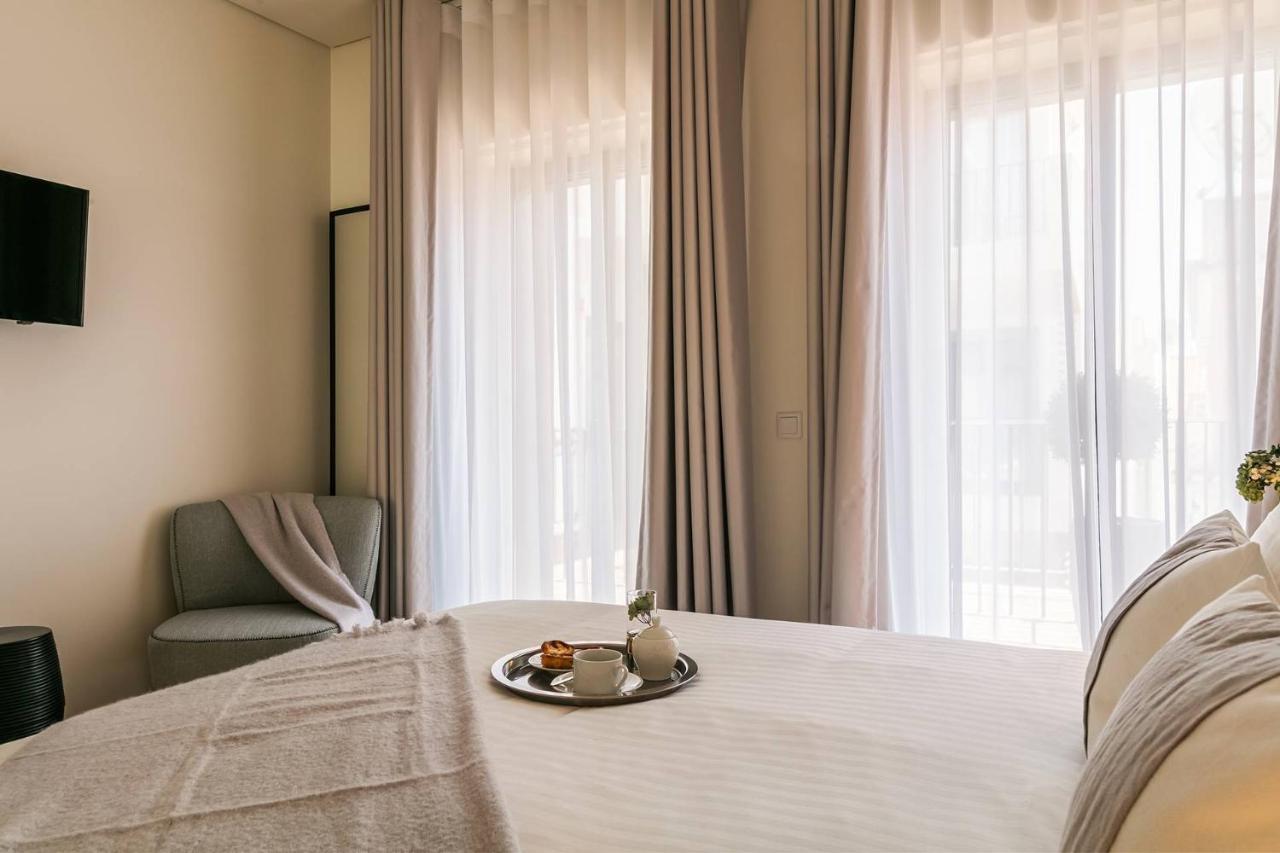 2bdr With Balcony By Lovelystay