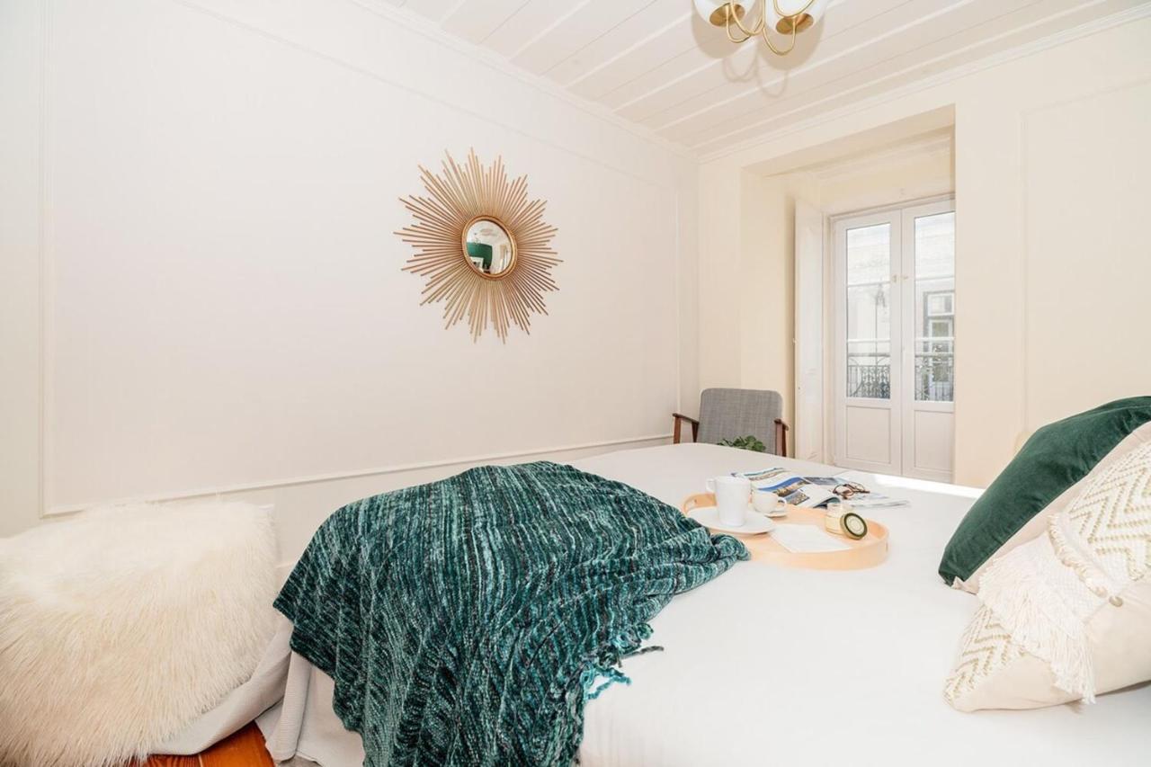Stunning & Modern 2 Bedroom In Chiado
