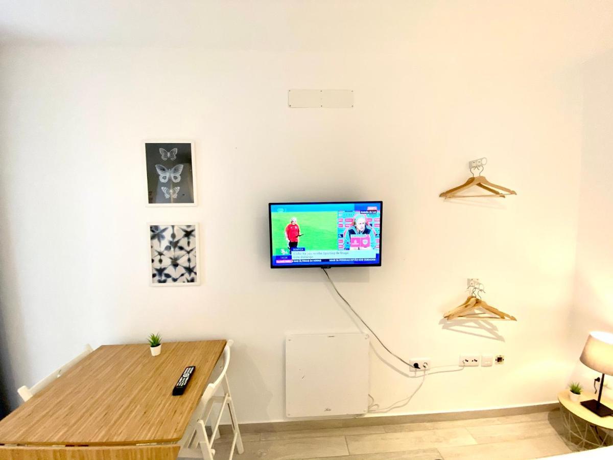 Apartment House Of Comfort Studo In City Center Or F