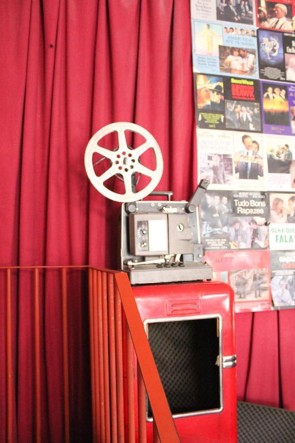 Hostel Alface Hall & Bar
