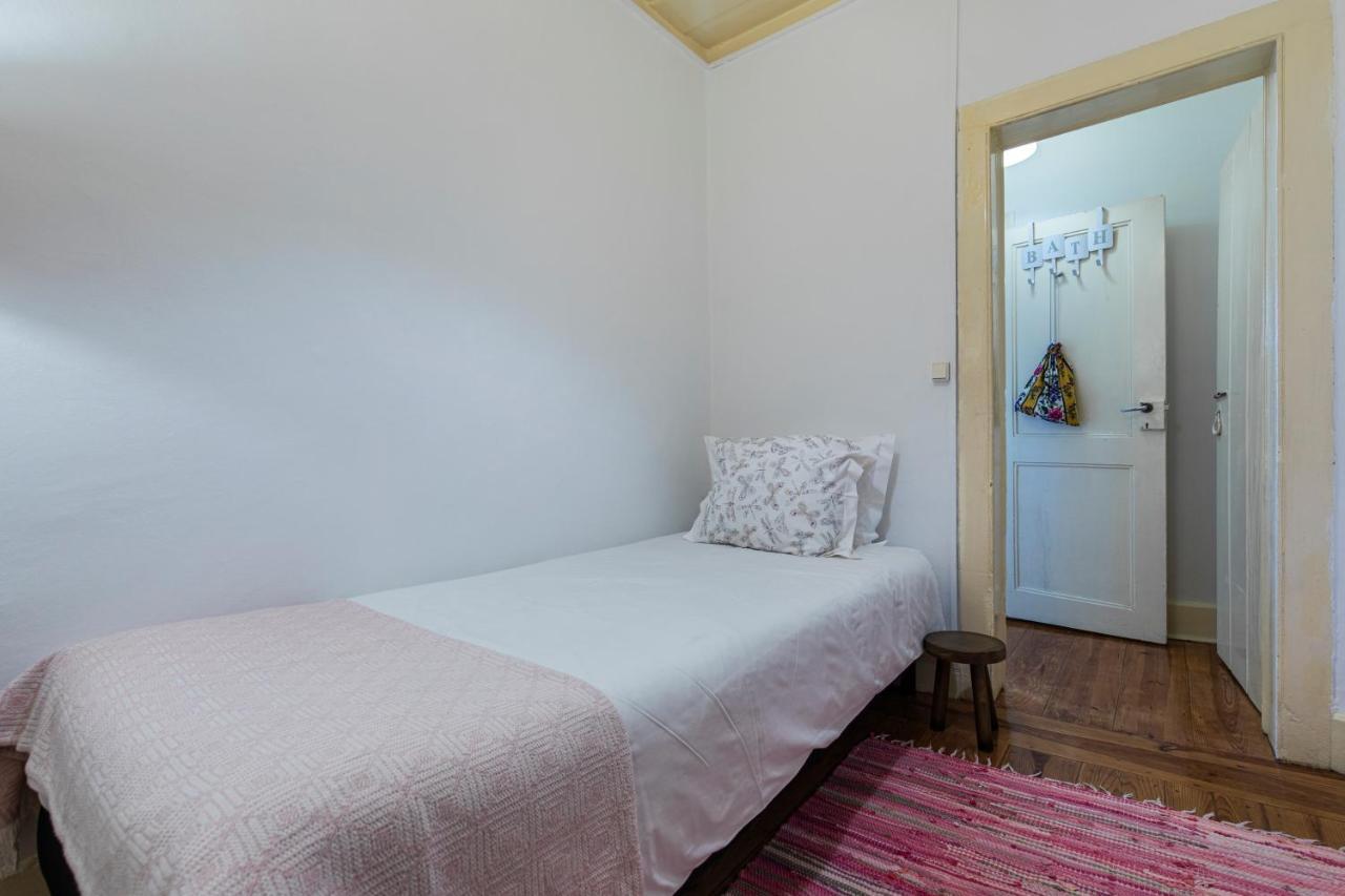Condessa Dolls House Iii By Heart