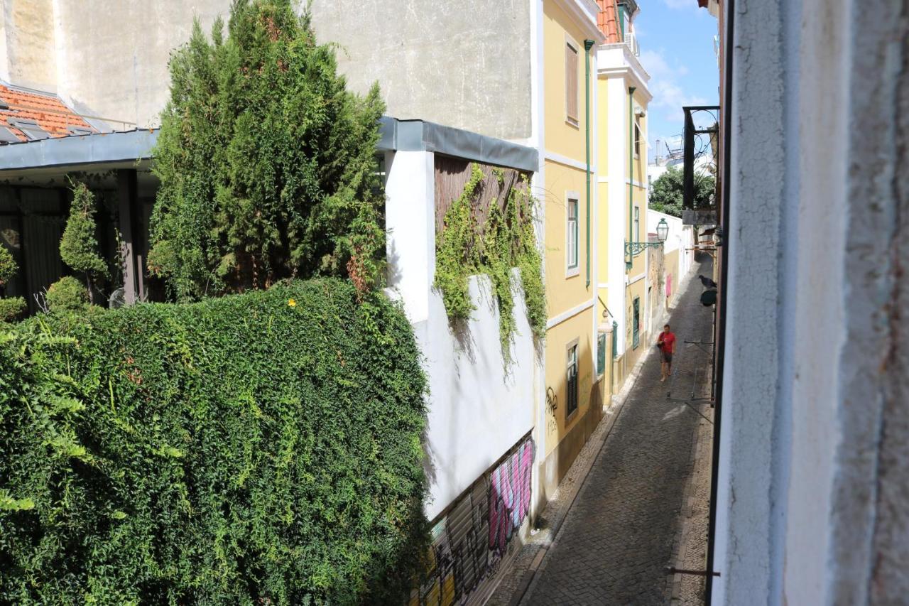 Avenida Da Liberdade Area, Bright And Newly Renovated 2 Bedroom Apartment, Historical Center Appartement *