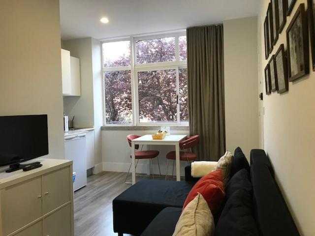 Apartment Romantic 1 Bedroom At Roma Avenue - 1c