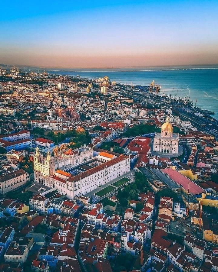 Mural House * Lisboa
